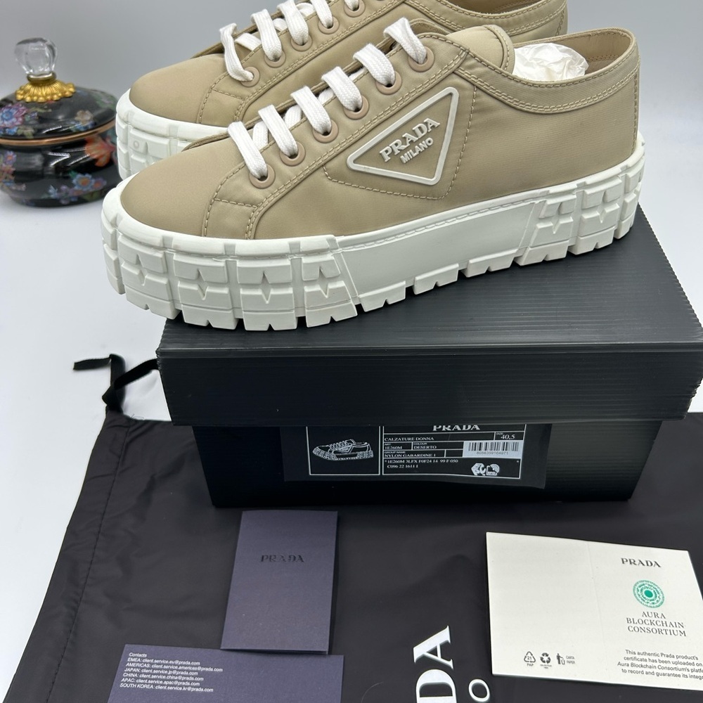 Women's Prada re-wheel gabardine sneaker in Desert beige size 40.5 made in Italy - Picture 6 of 12